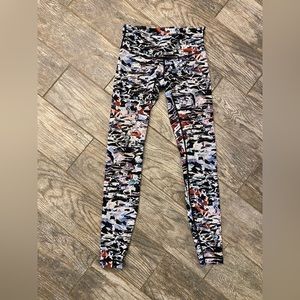 Lululemon low rise full length tight leggings